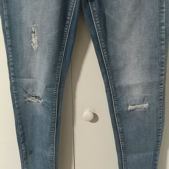 Ashley Mason Jeans - Picture 2 of 5